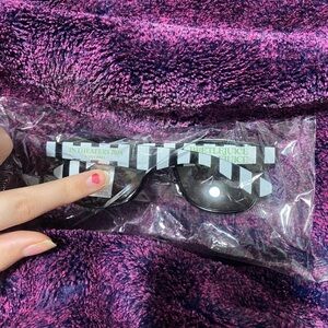 RARE Beetlejuice Beetlejuice Sunglasses Collectible